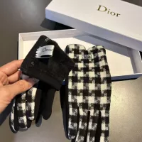 Cheap Christian Dior Gloves #1372595 Replica Wholesale [$34.00 USD] [ITEM#1372595] on Replica Christian Dior Gloves