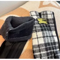 Cheap Burberry Gloves #1372602 Replica Wholesale [$34.00 USD] [ITEM#1372602] on Replica Burberry Gloves