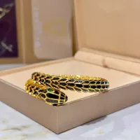 Cheap Bvlgari Bracelets #1373085 Replica Wholesale [$68.00 USD] [ITEM#1373085] on Replica Bvlgari Bracelets
