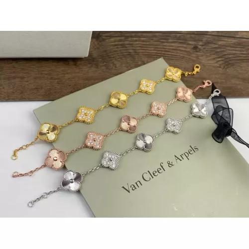 Cheap Van Cleef &amp; Arpels Bracelets For Women #1373140 Replica Wholesale [$34.00 USD] [ITEM#1373140] on Replica Van Cleef &amp; Arpels Bracelets