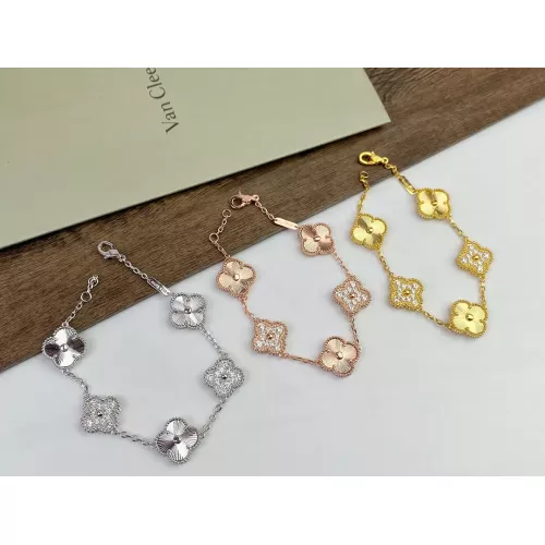 Cheap Van Cleef &amp; Arpels Bracelets For Women #1373142 Replica Wholesale [$34.00 USD] [ITEM#1373142] on Replica Van Cleef &amp; Arpels Bracelets