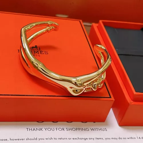 Cheap Hermes Bracelets #1373144 Replica Wholesale [$60.00 USD] [ITEM#1373144] on Replica Hermes Bracelets