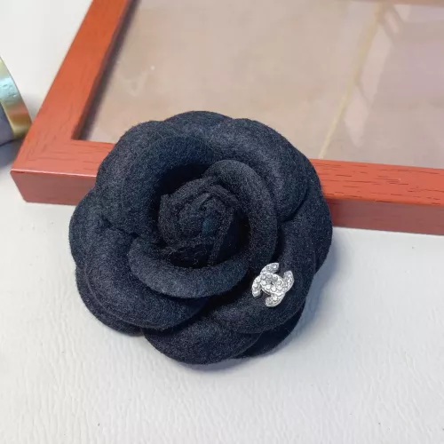 Chanel Brooches For Women #1373189