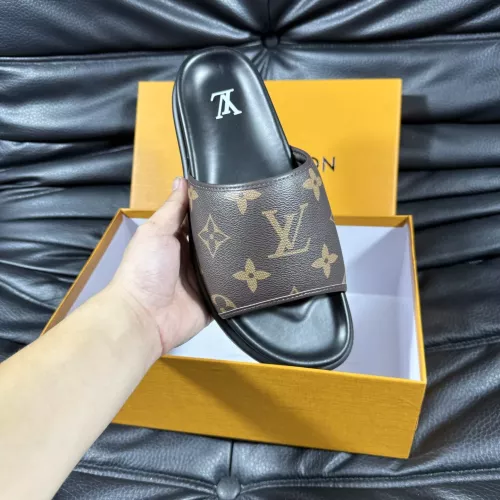 Cheap Louis Vuitton Slippers For Men #1373347 Replica Wholesale [$60.00 USD] [ITEM#1373347] on Replica Louis Vuitton Slippers