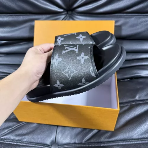 Cheap Louis Vuitton Slippers For Men #1373348 Replica Wholesale [$60.00 USD] [ITEM#1373348] on Replica Louis Vuitton Slippers