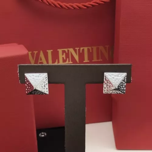 Cheap Valentino Earrings For Women #1373399 Replica Wholesale [$27.00 USD] [ITEM#1373399] on Replica Valentino Earrings