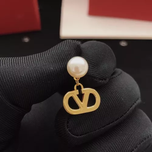 Cheap Valentino Earrings For Women #1373408 Replica Wholesale [$27.00 USD] [ITEM#1373408] on Replica Valentino Earrings