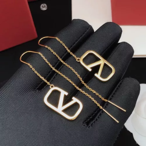 Cheap Valentino Earrings For Women #1373415 Replica Wholesale [$27.00 USD] [ITEM#1373415] on Replica Valentino Earrings