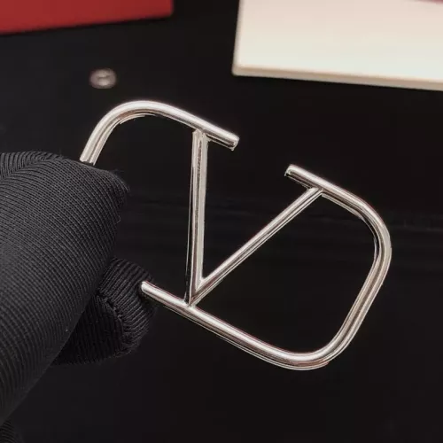Cheap Valentino Earrings For Women #1373540 Replica Wholesale [$32.00 USD] [ITEM#1373540] on Replica Valentino Earrings