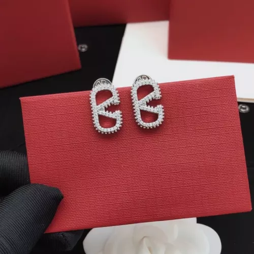 Cheap Valentino Earrings For Women #1373549 Replica Wholesale [$32.00 USD] [ITEM#1373549] on Replica Valentino Earrings