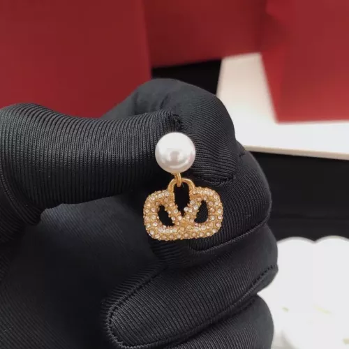 Cheap Valentino Earrings For Women #1373566 Replica Wholesale [$32.00 USD] [ITEM#1373566] on Replica Valentino Earrings