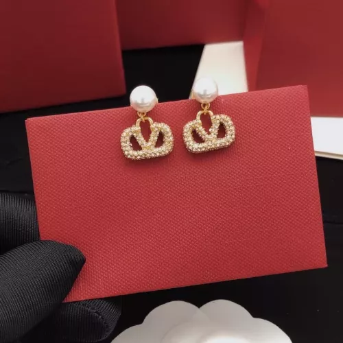 Cheap Valentino Earrings For Women #1373566 Replica Wholesale [$32.00 USD] [ITEM#1373566] on Replica Valentino Earrings