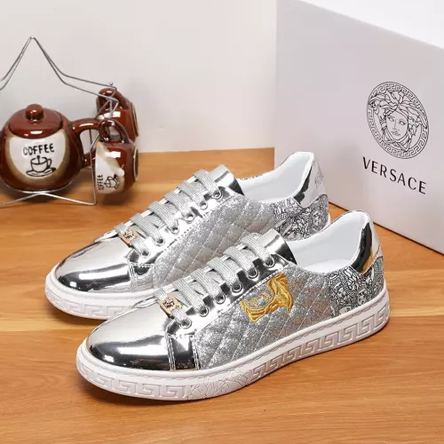 Cheap Versace Casual Shoes For Men #1373601 Replica Wholesale [$72.00 USD] [ITEM#1373601] on Replica Versace Casual Shoes
