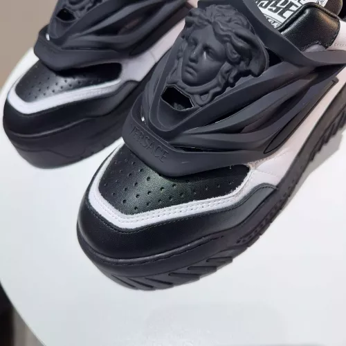 Cheap Versace Casual Shoes For Men #1373605 Replica Wholesale [$82.00 USD] [ITEM#1373605] on Replica Versace Casual Shoes