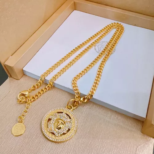 Cheap Versace Necklaces For Unisex #1373631 Replica Wholesale [$72.00 USD] [ITEM#1373631] on Replica Versace Necklaces