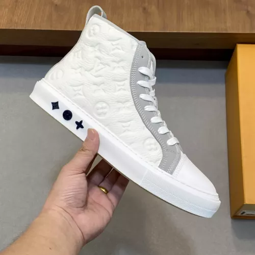 Cheap Louis Vuitton High Tops Shoes For Men #1373688 Replica Wholesale [$140.00 USD] [ITEM#1373688] on Replica Louis Vuitton High Tops Shoes
