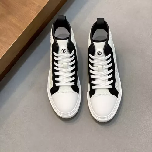 Cheap Louis Vuitton High Tops Shoes For Men #1373690 Replica Wholesale [$140.00 USD] [ITEM#1373690] on Replica Louis Vuitton High Tops Shoes