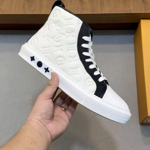 Cheap Louis Vuitton High Tops Shoes For Men #1373690 Replica Wholesale [$140.00 USD] [ITEM#1373690] on Replica Louis Vuitton High Tops Shoes