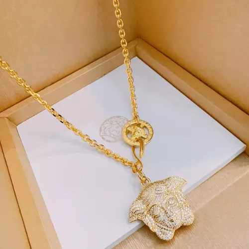 Cheap Versace Necklaces For Unisex #1373798 Replica Wholesale [$76.00 USD] [ITEM#1373798] on Replica Versace Necklaces