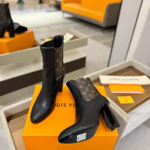 Cheap Louis Vuitton Boots For Women #1374206 Replica Wholesale [$160.00 USD] [ITEM#1374206] on Replica Louis Vuitton Boots