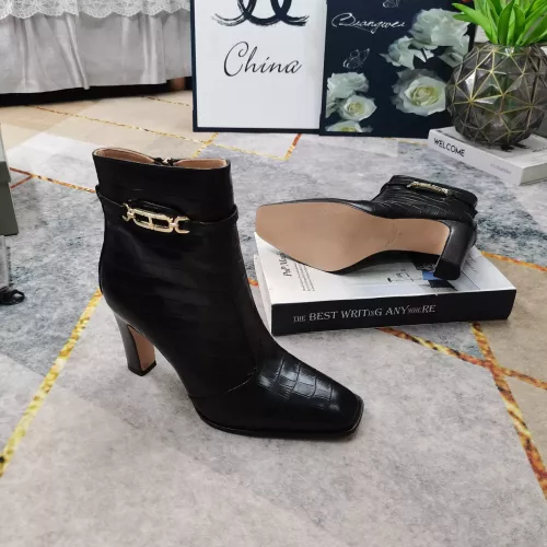 Cheap Tom Ford Boots For Women #1374256 Replica Wholesale [$150.00 USD] [ITEM#1374256] on Replica Tom Ford Boots
