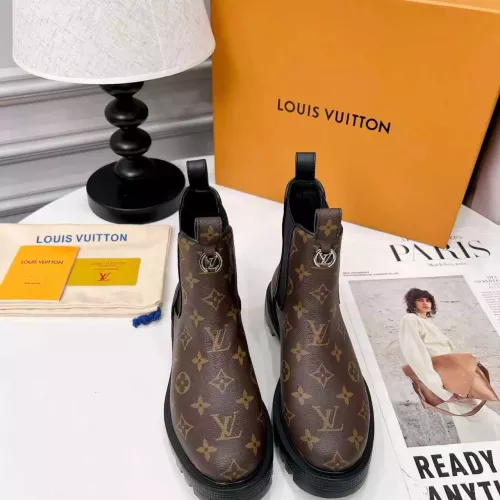 Cheap Louis Vuitton Boots For Women #1374324 Replica Wholesale [$98.00 USD] [ITEM#1374324] on Replica Louis Vuitton Boots