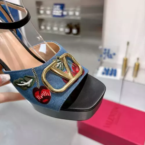 Cheap Valentino Sandal For Women #1374350 Replica Wholesale [$118.00 USD] [ITEM#1374350] on Replica Valentino Sandal