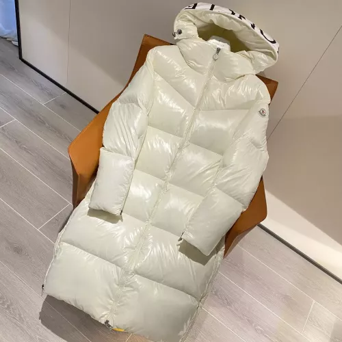 Moncler Down Feather Coat Long Sleeved For Women #1374742
