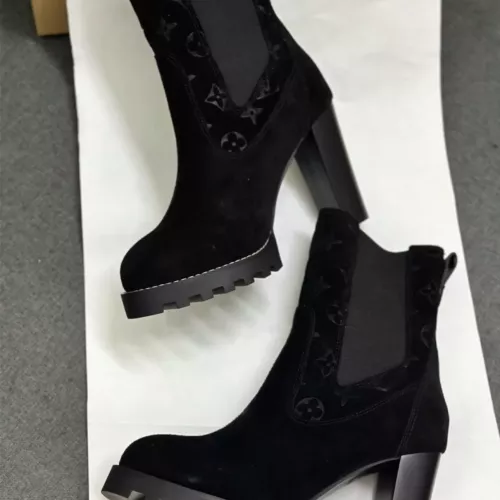 Cheap Louis Vuitton Boots For Women #1376572 Replica Wholesale [$128.00 USD] [ITEM#1376572] on Replica Louis Vuitton Boots