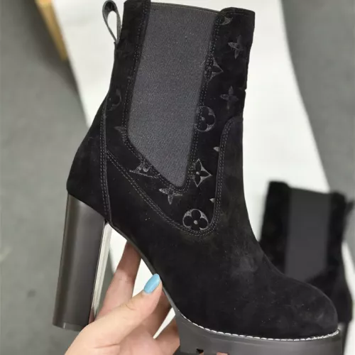 Cheap Louis Vuitton Boots For Women #1376572 Replica Wholesale [$128.00 USD] [ITEM#1376572] on Replica Louis Vuitton Boots