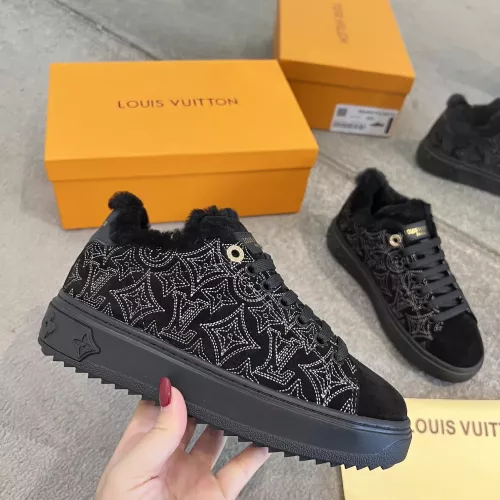 Cheap Louis Vuitton Casual Shoes For Women #1376577 Replica Wholesale [$92.00 USD] [ITEM#1376577] on Replica Louis Vuitton Casual Shoes