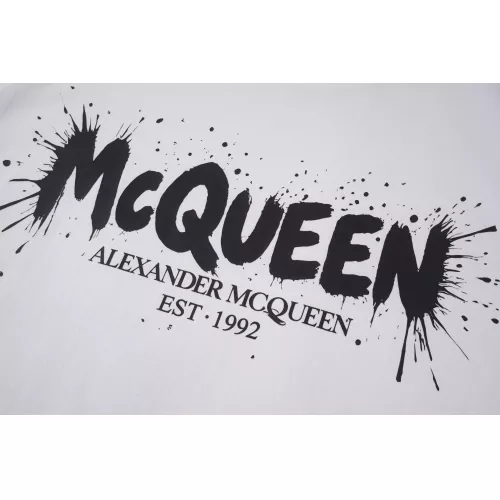 Cheap Alexander McQueen T-shirts Short Sleeved For Unisex #1376934 Replica Wholesale [$32.00 USD] [ITEM#1376934] on Replica Alexander McQueen T-shirts