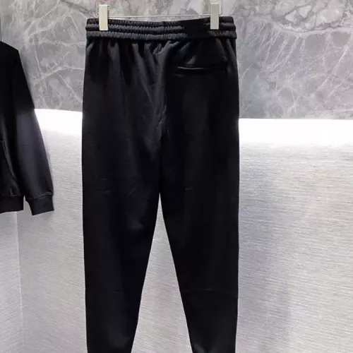 Cheap Louis Vuitton LV Tracksuits Long Sleeved For Men #1377393 Replica Wholesale [$92.00 USD] [ITEM#1377393] on Replica Louis Vuitton LV Tracksuits