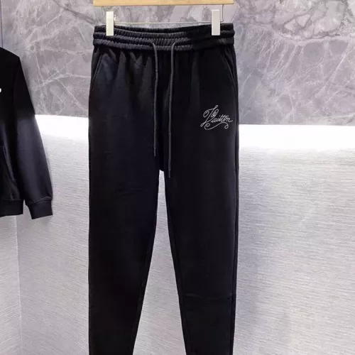 Cheap Louis Vuitton LV Tracksuits Long Sleeved For Men #1377393 Replica Wholesale [$92.00 USD] [ITEM#1377393] on Replica Louis Vuitton LV Tracksuits