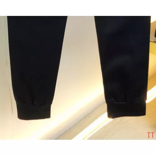 Cheap Louis Vuitton LV Tracksuits Long Sleeved For Men #1377399 Replica Wholesale [$96.00 USD] [ITEM#1377399] on Replica Louis Vuitton LV Tracksuits