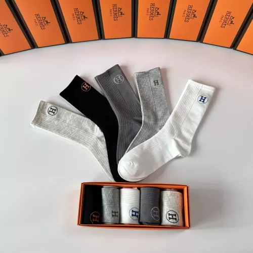 Cheap Hermes Socks #1377717 Replica Wholesale [$29.00 USD] [ITEM#1377717] on Replica Hermes Socks
