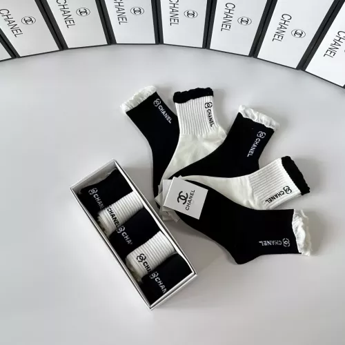 Cheap Chanel Socks #1377785 Replica Wholesale [$27.00 USD] [ITEM#1377785] on Replica Chanel Socks