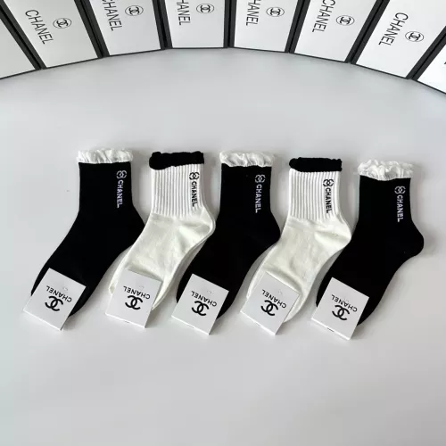 Cheap Chanel Socks #1377785 Replica Wholesale [$27.00 USD] [ITEM#1377785] on Replica Chanel Socks