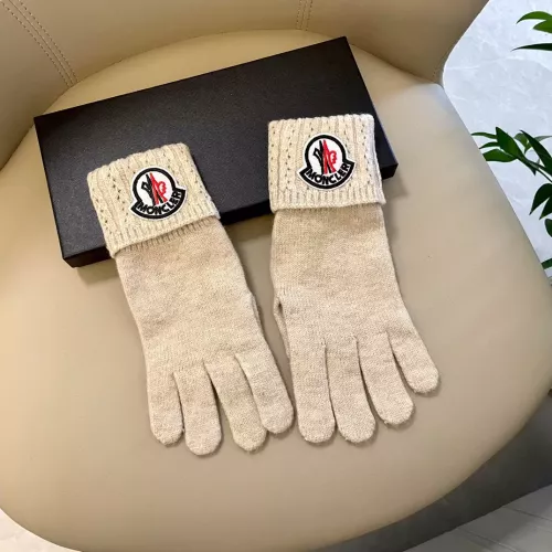 Moncler Gloves #1377816