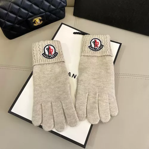 Cheap Moncler Gloves #1377816 Replica Wholesale [$38.00 USD] [ITEM#1377816] on Replica Moncler Gloves
