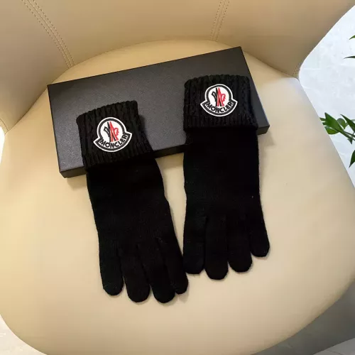 Moncler Gloves #1377817
