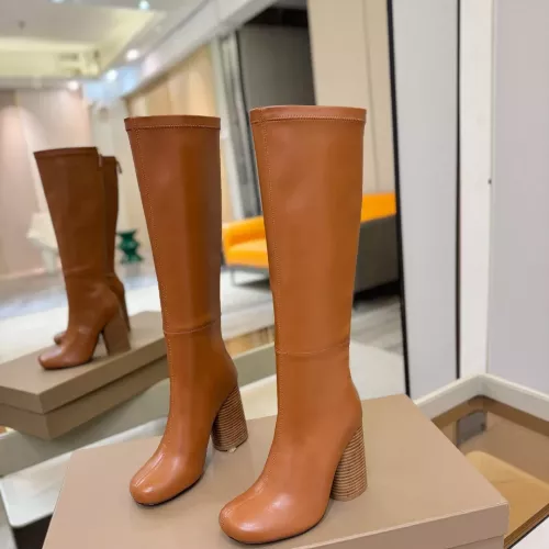 Burberry Boots For Women #1377962