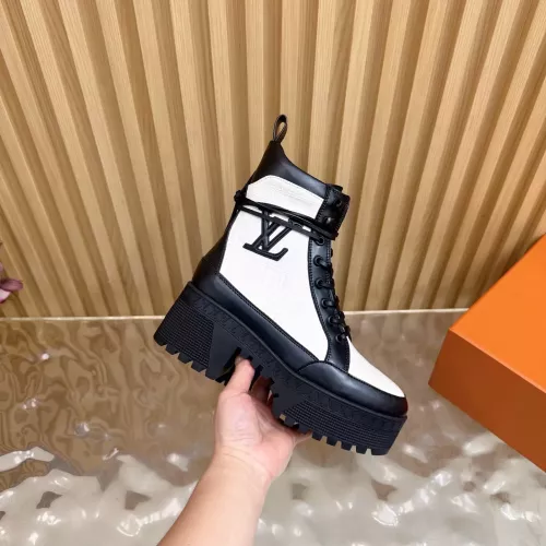 Cheap Louis Vuitton Boots For Women #1377998 Replica Wholesale [$130.00 USD] [ITEM#1377998] on Replica Louis Vuitton Boots
