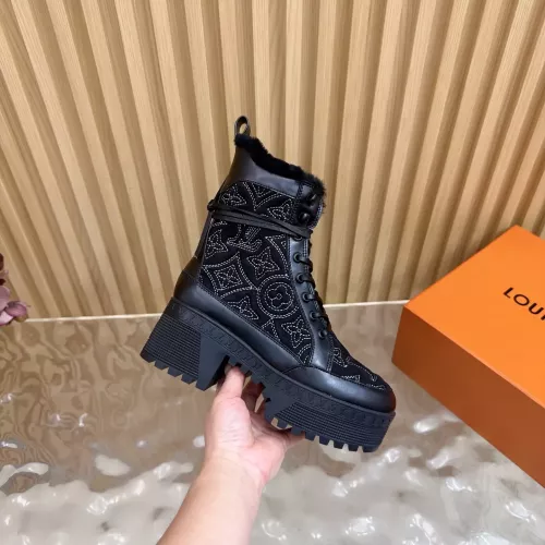 Cheap Louis Vuitton Boots For Women #1378002 Replica Wholesale [$140.00 USD] [ITEM#1378002] on Replica Louis Vuitton Boots