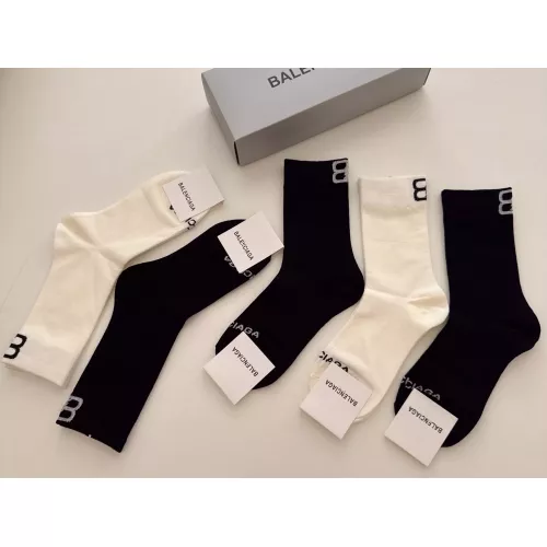 Cheap Balenciaga Socks For Women #1378358 Replica Wholesale [$29.00 USD] [ITEM#1378358] on Replica Balenciaga Socks