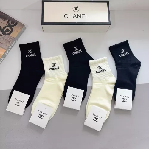 Cheap Chanel Socks #1378359 Replica Wholesale [$27.00 USD] [ITEM#1378359] on Replica Chanel Socks