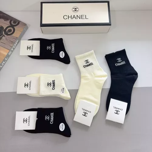 Cheap Chanel Socks #1378359 Replica Wholesale [$27.00 USD] [ITEM#1378359] on Replica Chanel Socks