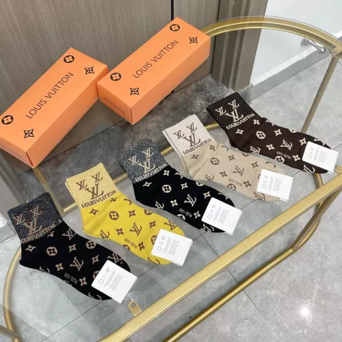 Cheap Louis Vuitton LV Socks #1378375 Replica Wholesale [$25.00 USD] [ITEM#1378375] on Replica Louis Vuitton LV Socks