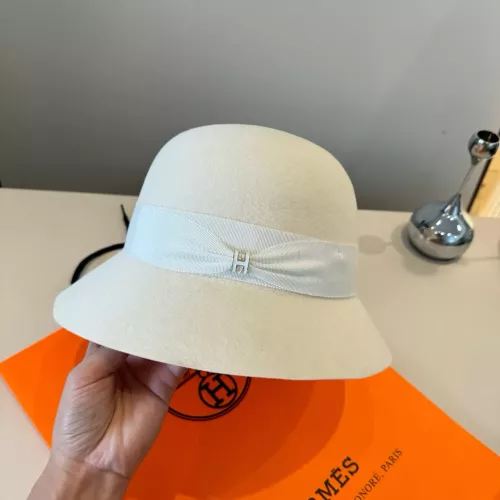Hermes Caps #1378497