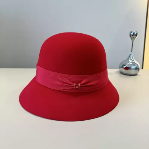 Hermes Caps #1378503
